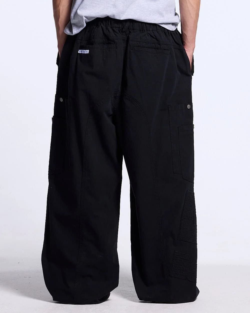 SOLID CARGO PANTS BLACK 3