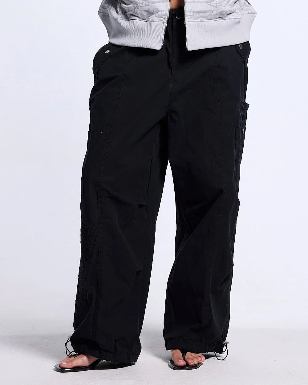 SOLID CARGO PANTS BLACK 7