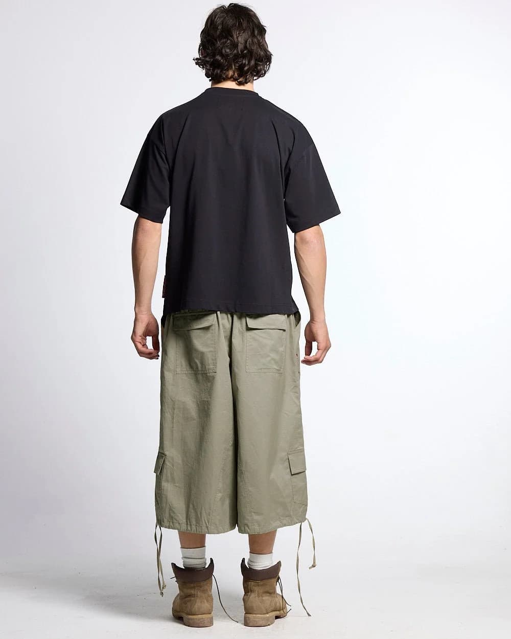 UTILITARY CAPRI PARACHUTE CREAM 6