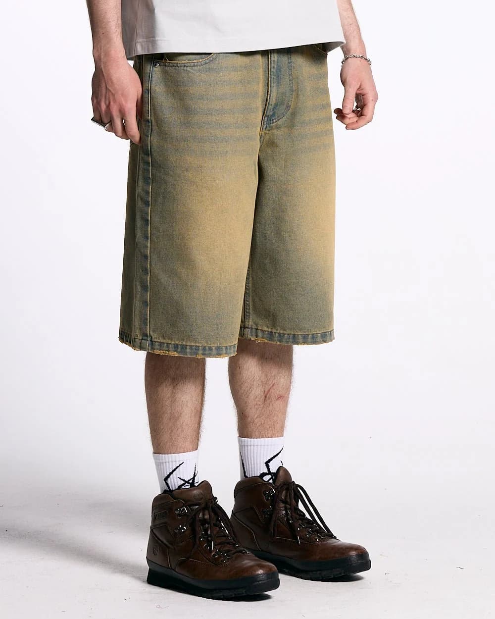 C V2 DIRTY DENIM SHORTS by COLD CULTURE