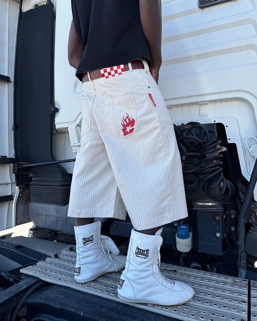 STRIPE FADE JORTS WHITE 7
