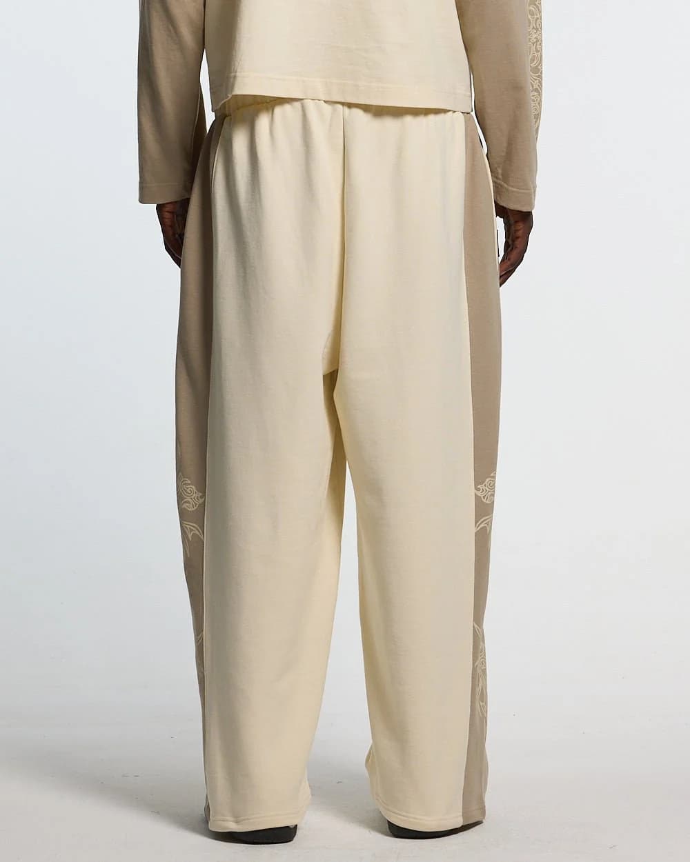 TRIBAL SWEATPANTS GREY & OFF WHITE 4