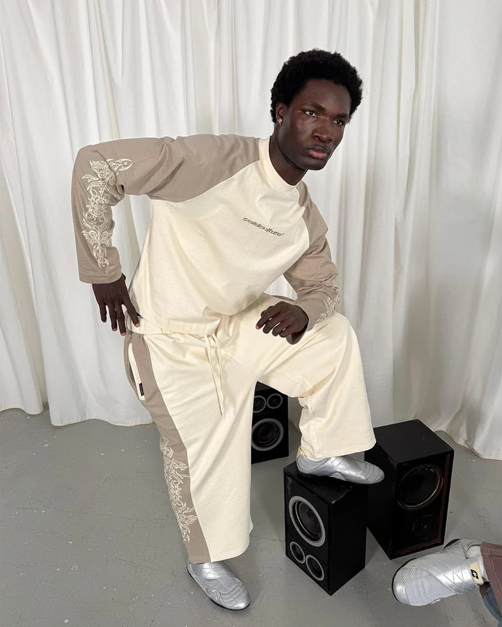 TRIBAL SWEATPANTS GREY & OFF WHITE 9