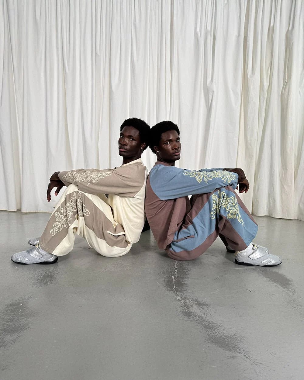 TRIBAL SWEATPANTS GREY & OFF WHITE 10