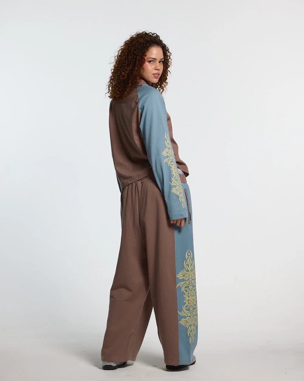 TRIBAL SWEATPANTS BROWN & BLUE 8