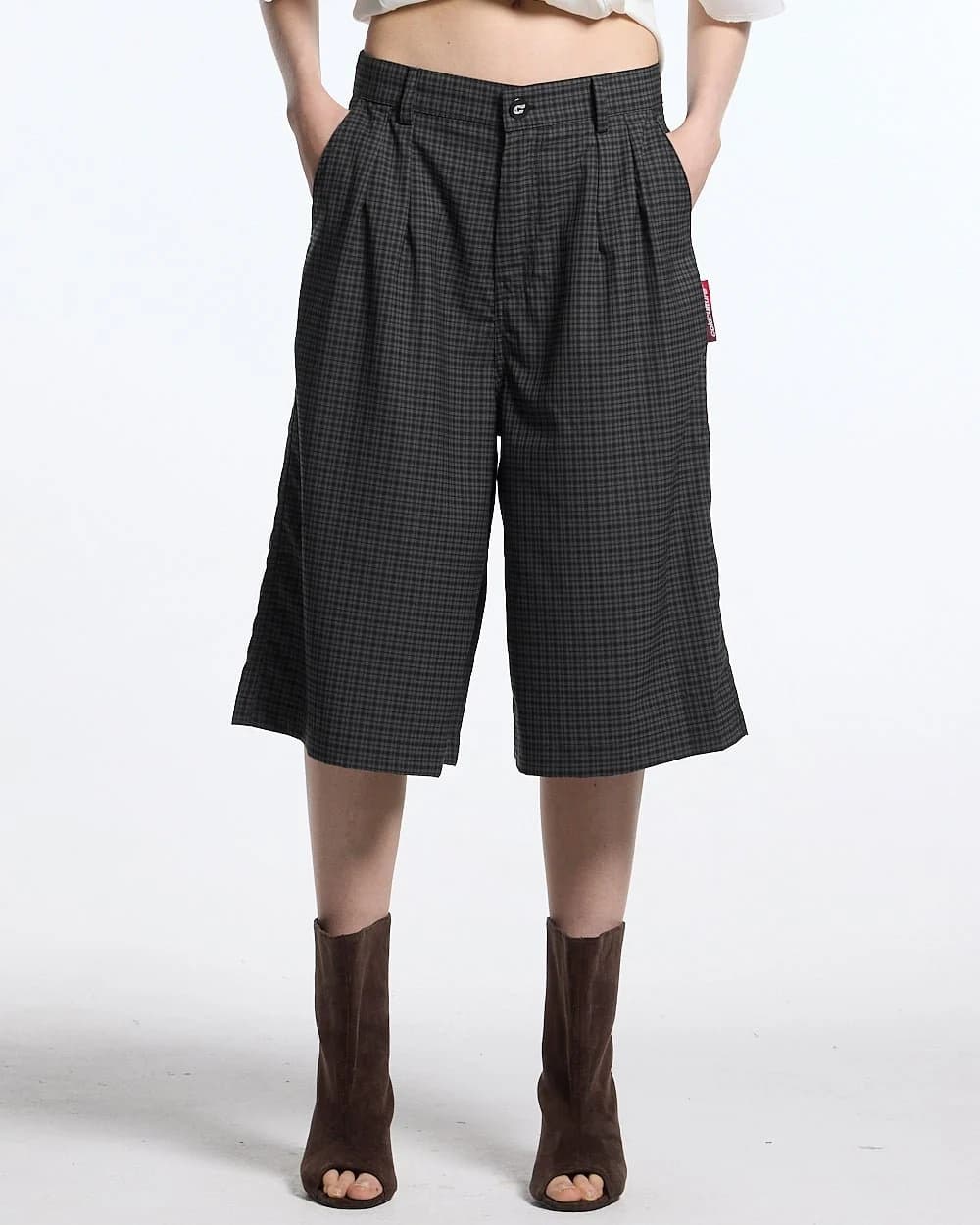 CHECK PARACHUTE JORT DARK GREY 7