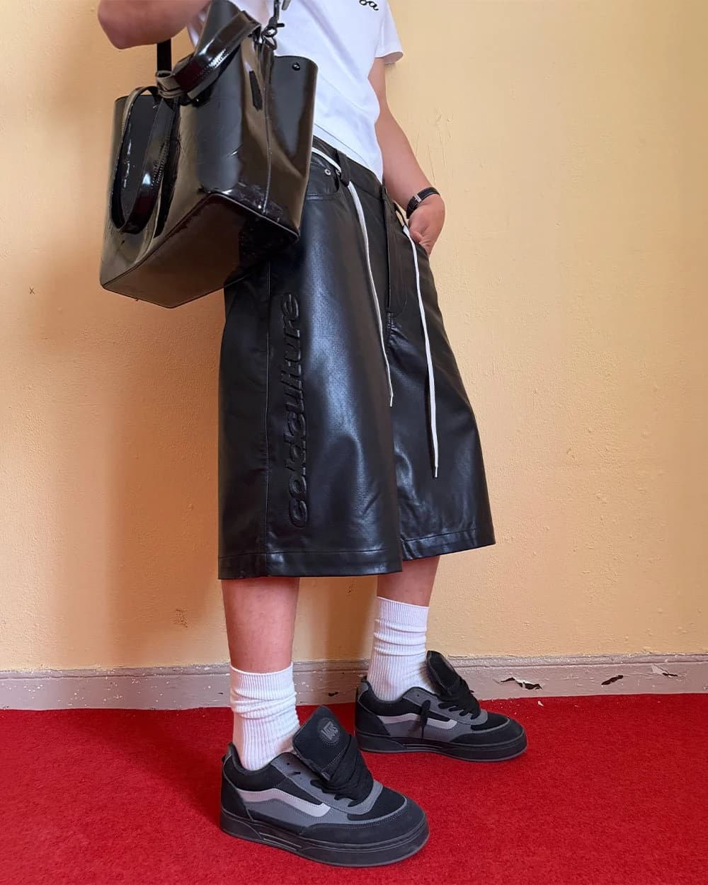 BRAVE SHORTS BLACK 11