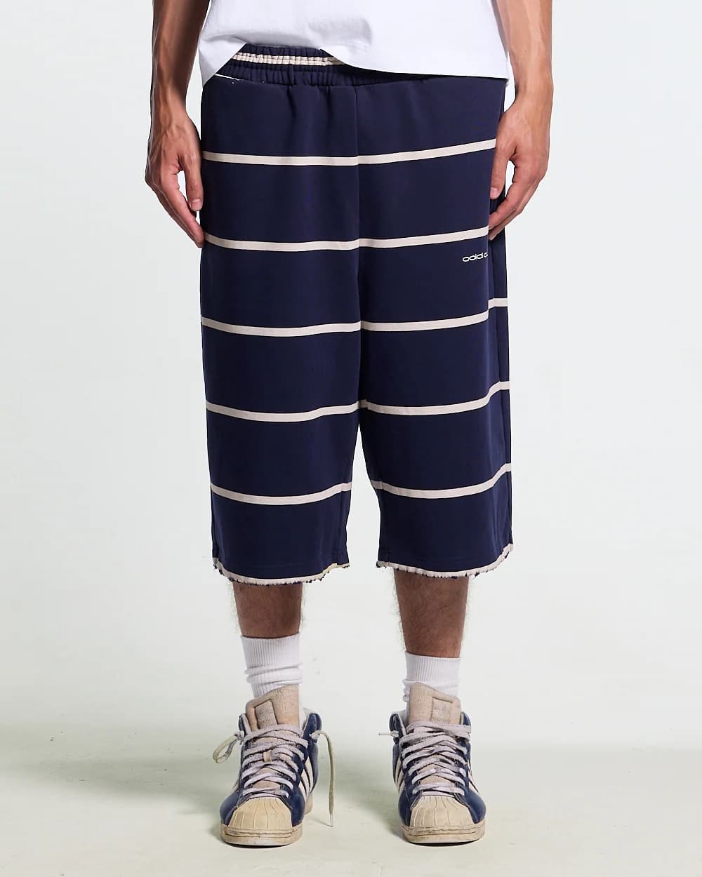 STALLION SHORT SWEATPANTS NAVY by COLD CULTURE
