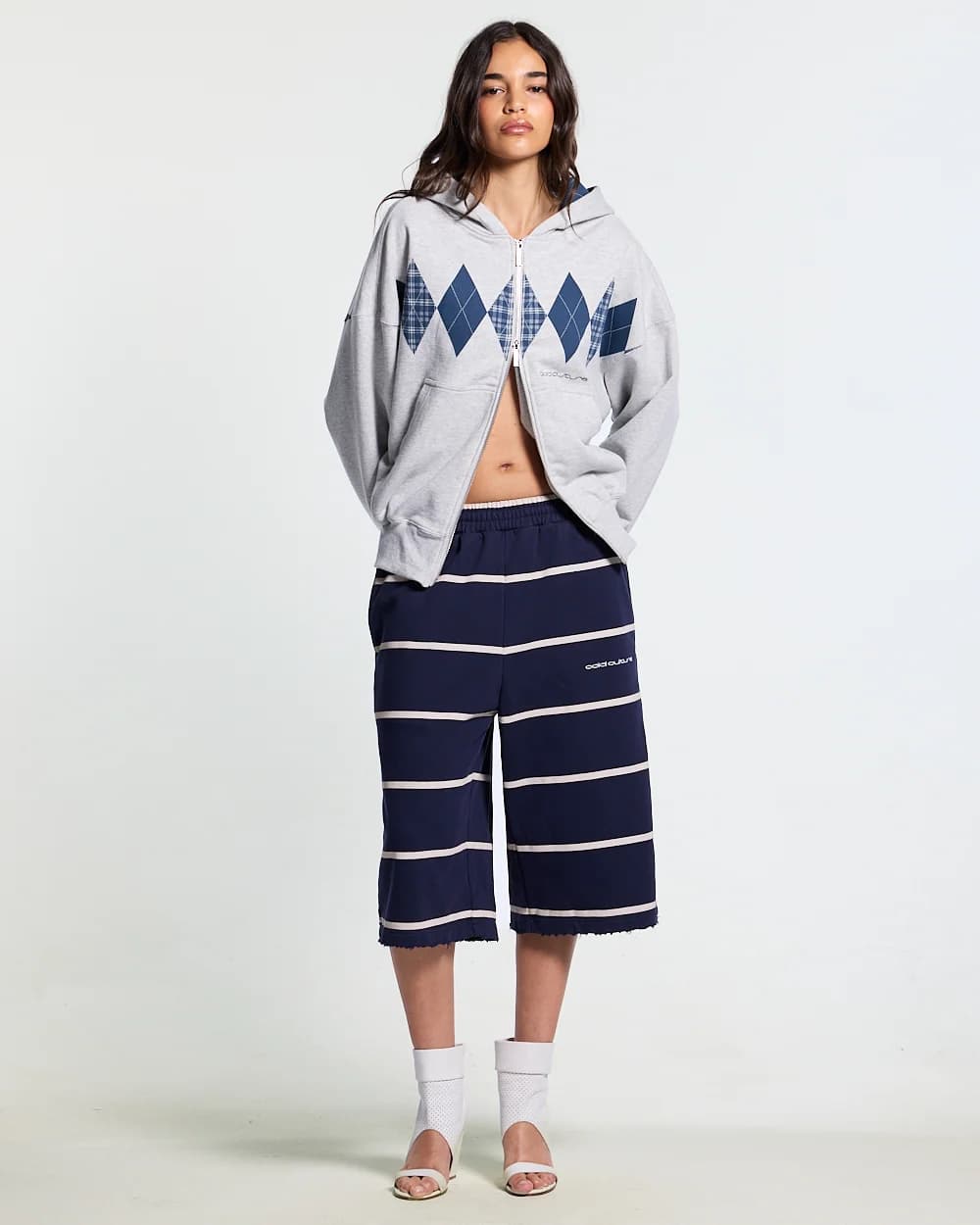 STALLION SHORT SWEATPANTS NAVY by COLD CULTURE