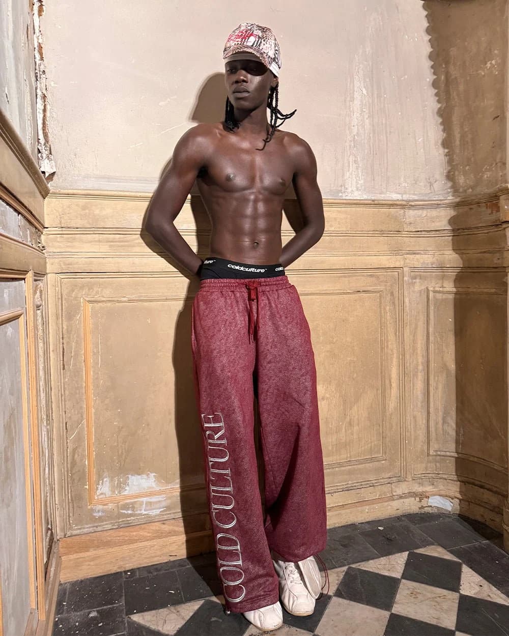 MERRY SWEATPANTS RED 11