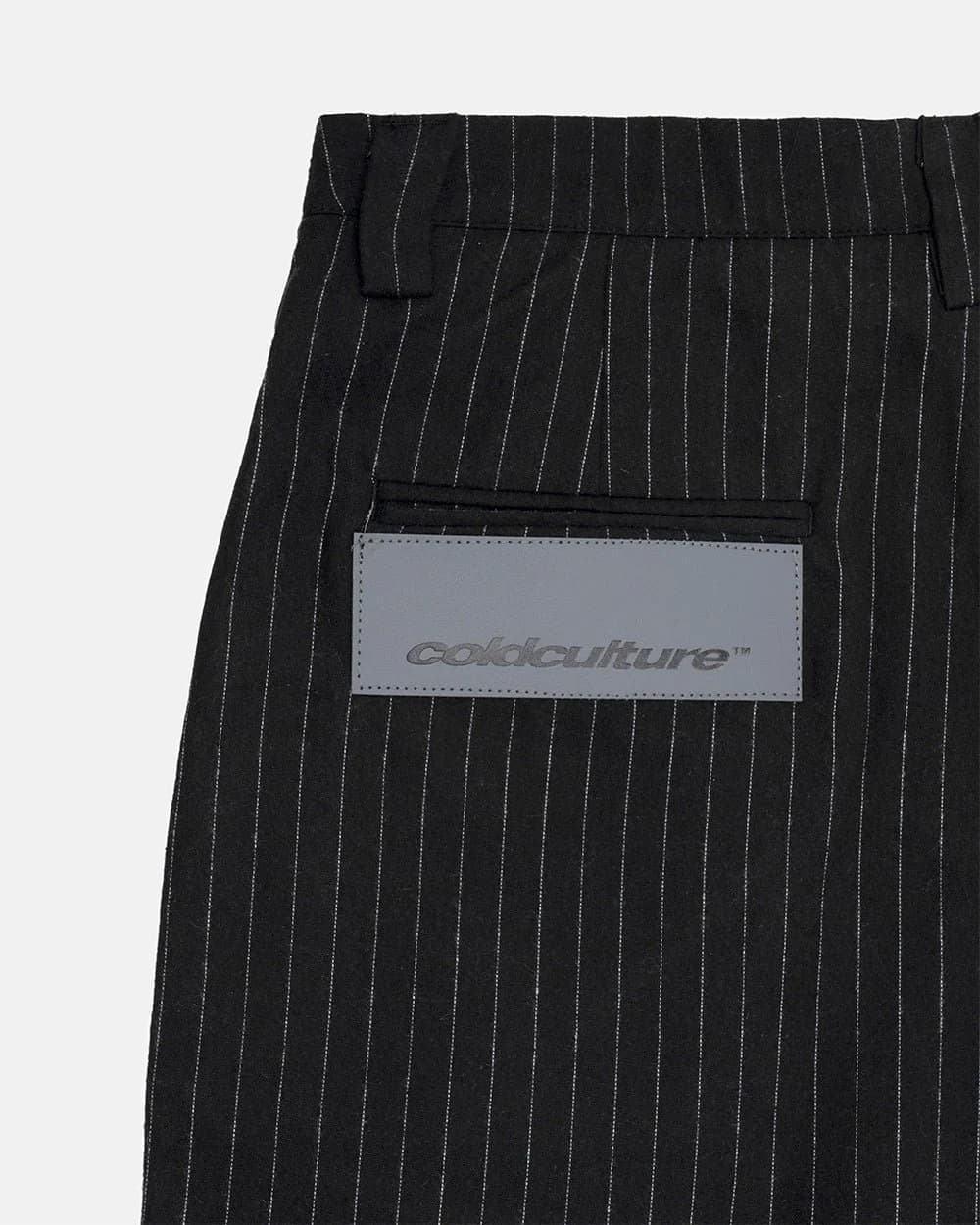 SEAM EFFECT LINE PANTS BLACK 6