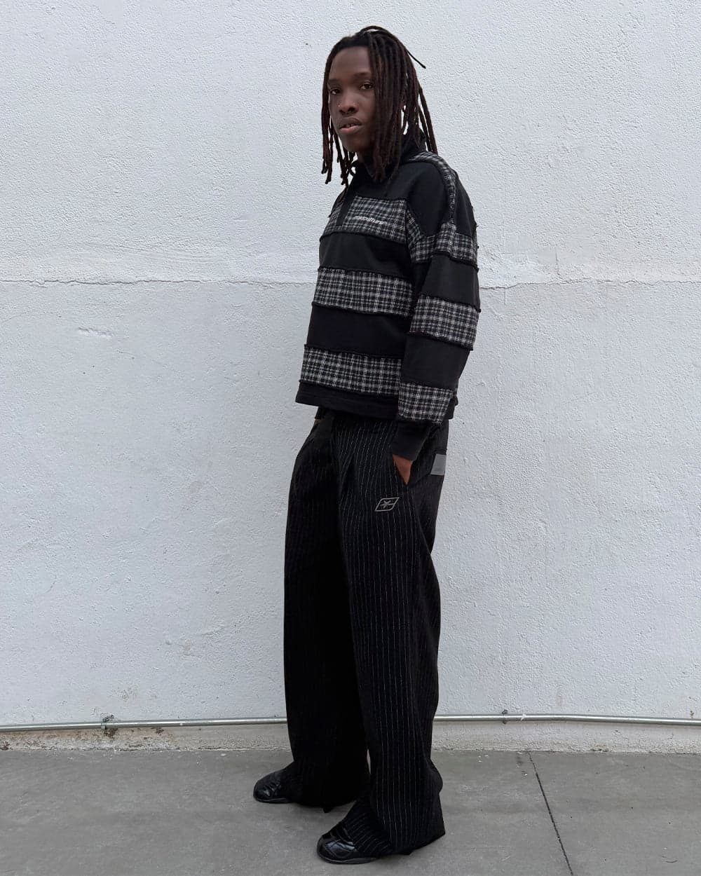 SEAM EFFECT LINE PANTS BLACK 12