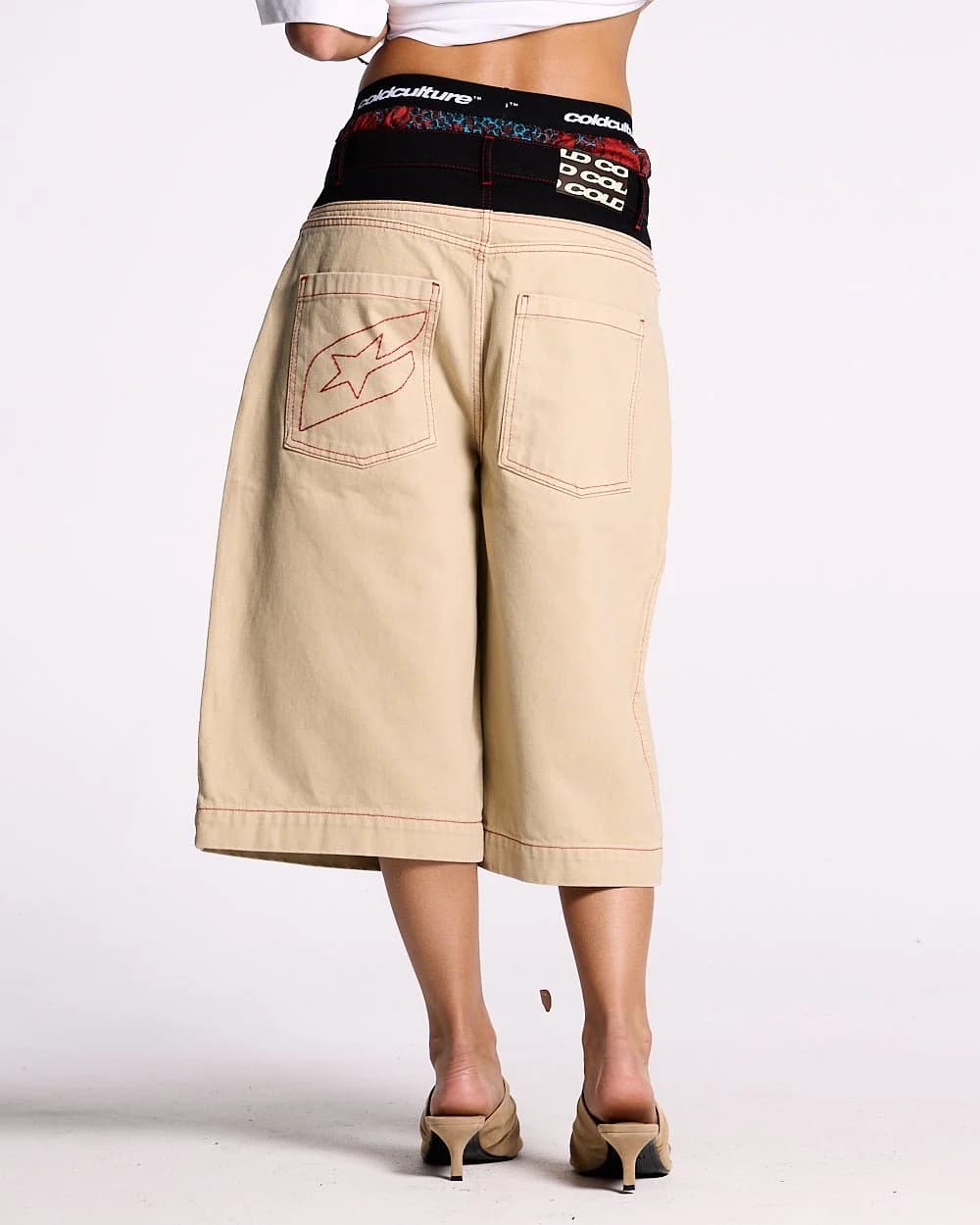 DESERT SHORT 5