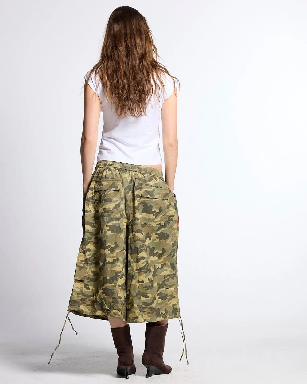 UTILITARY CAPRI PARACHUTE CAMO 10