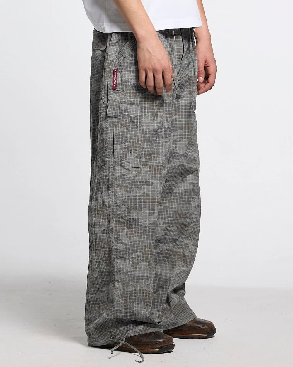 RESERVED CARGO PANTS CAMO by COLD CULTURE