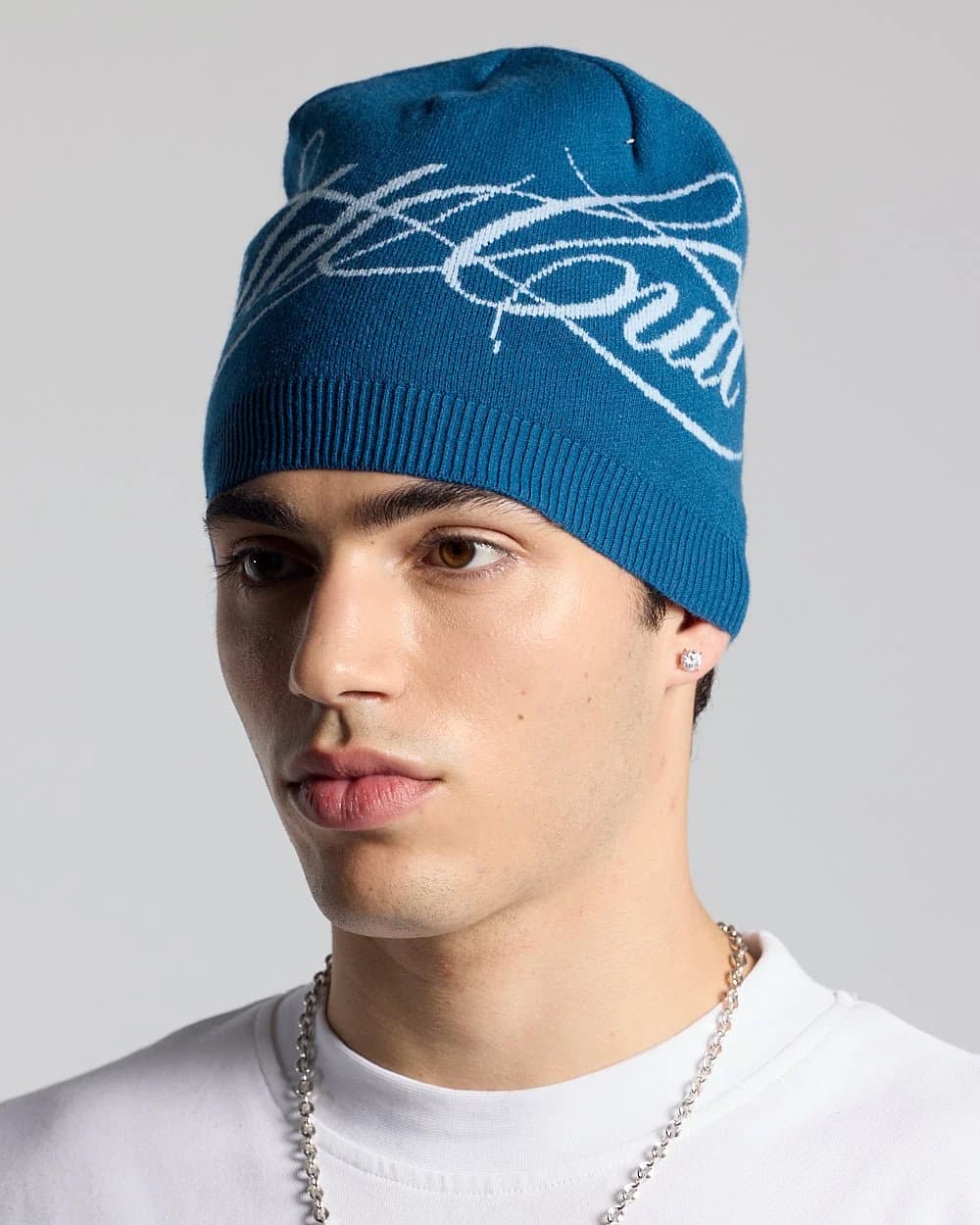 SCRIPT BEANIE BLUE 2