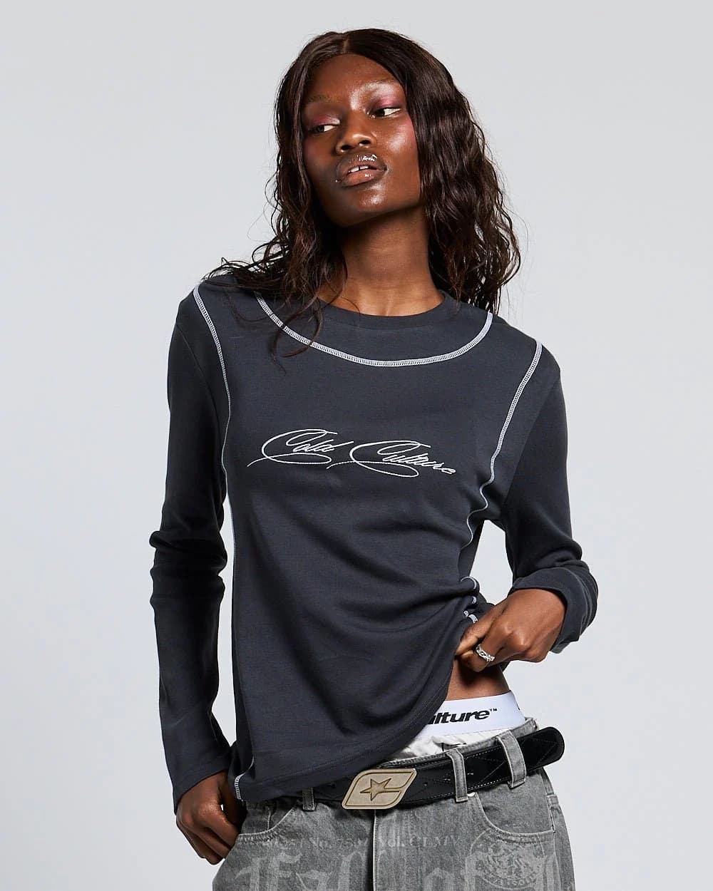 SURVIVOR LONGSLEEVE BLACK 5