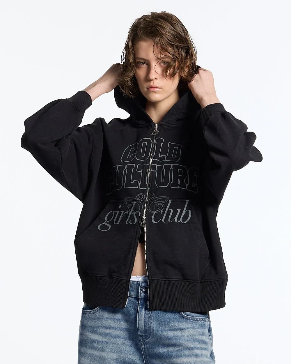 GIRLS CLUB ZIP HOODIE BLACK 2