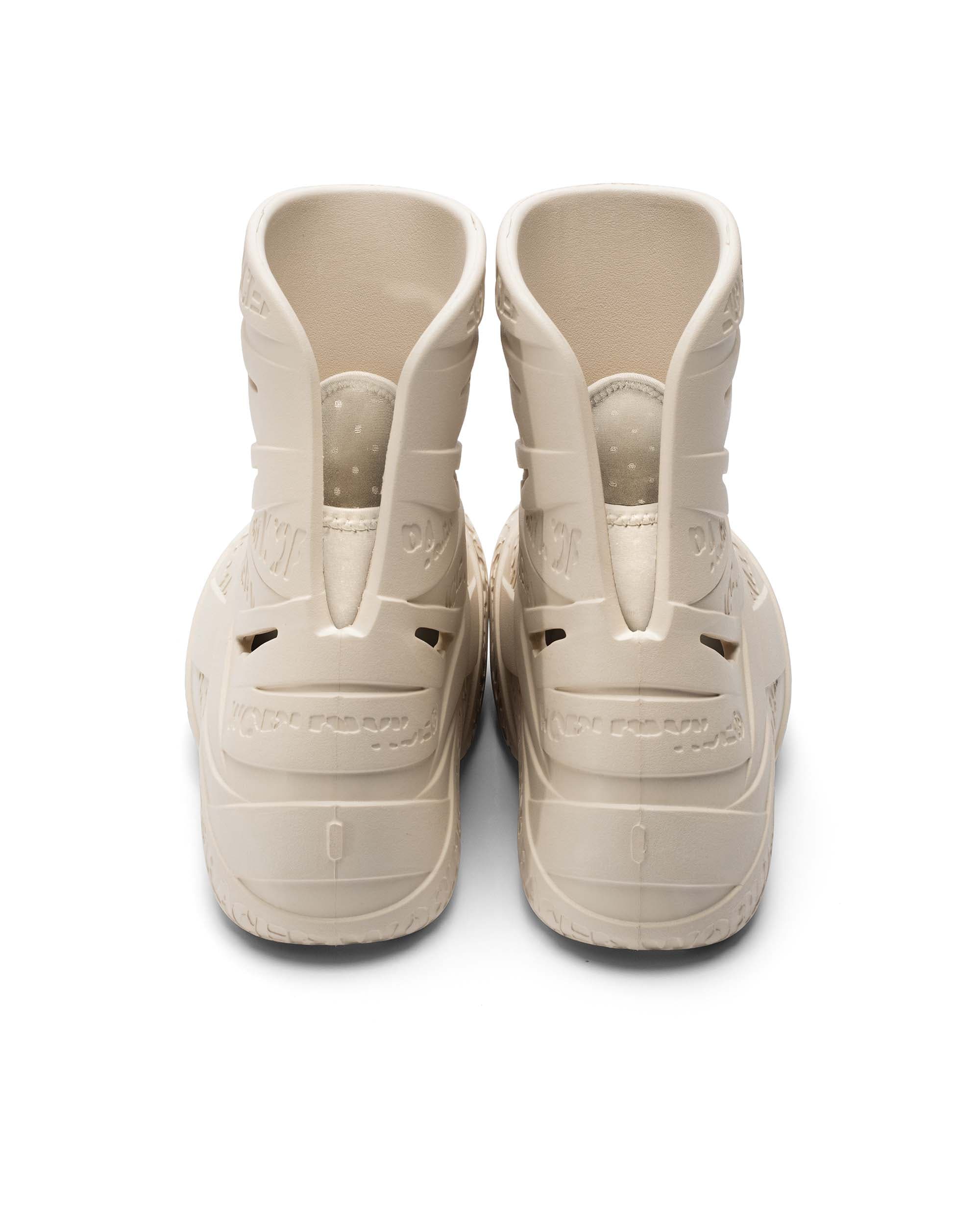 Bone Foam Boot 11