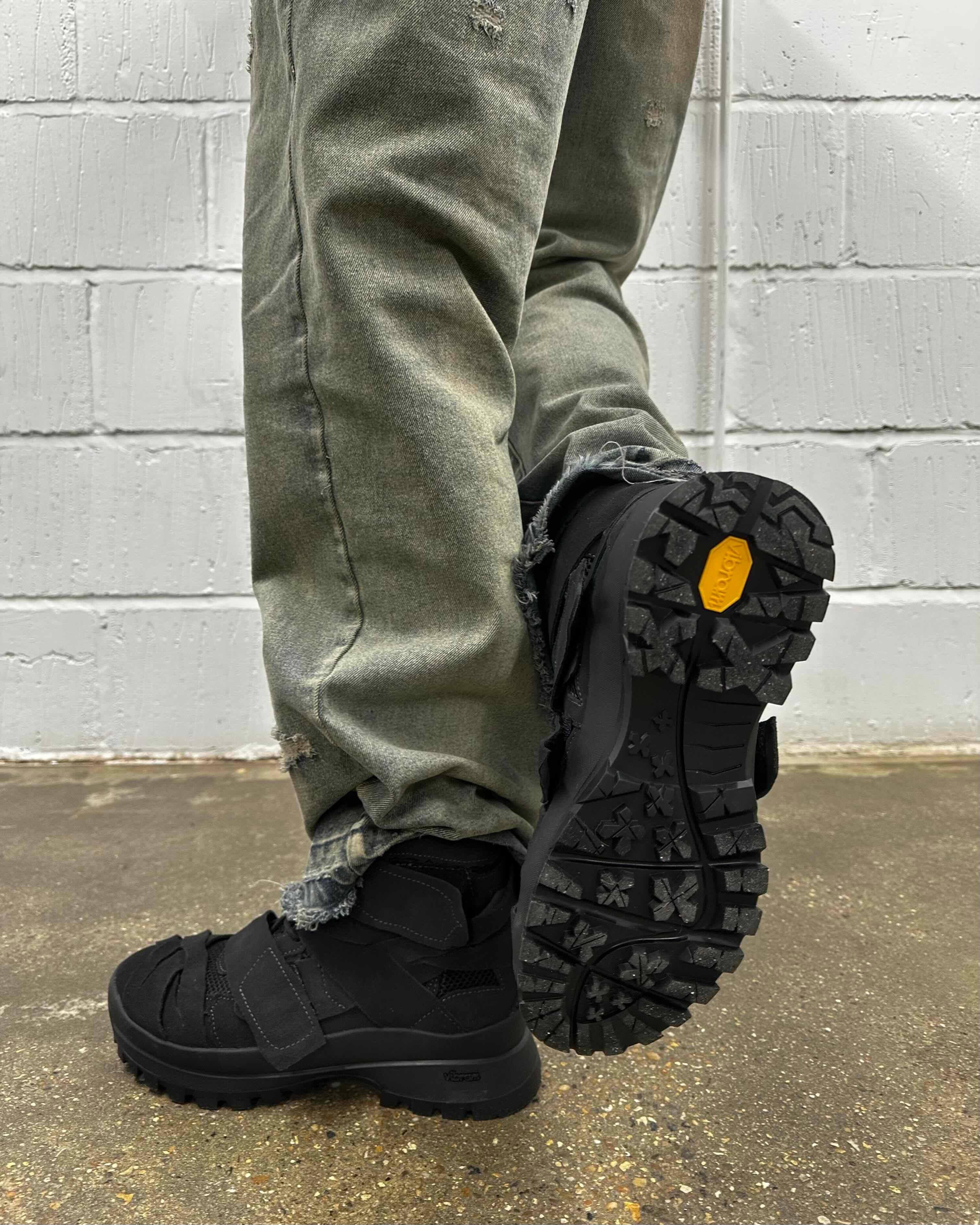 Vibram® Desert Boots 7
