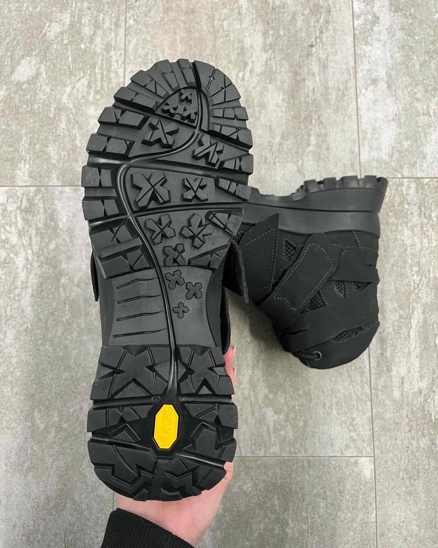 Vibram® Desert Boots 9