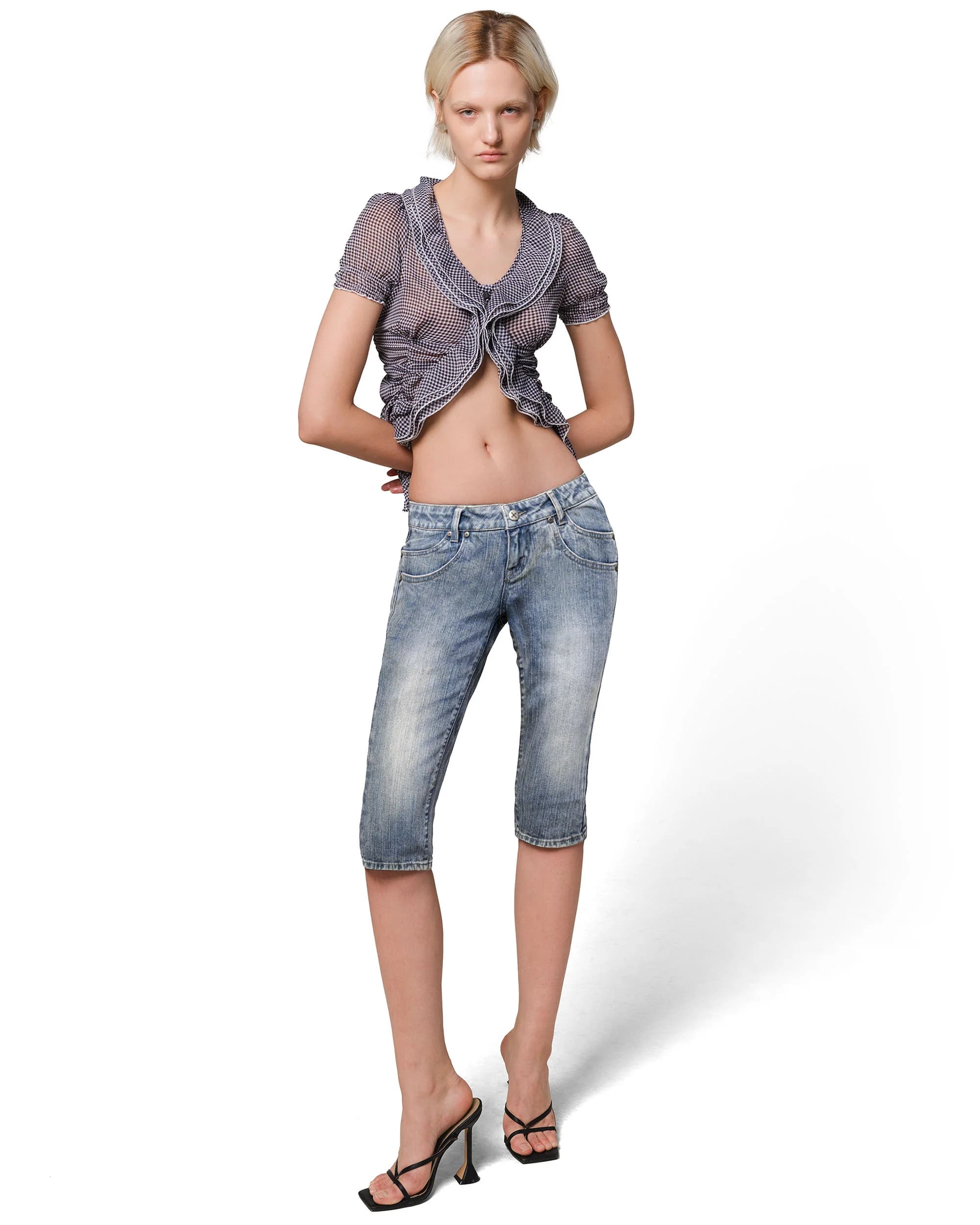 Denim Curve Capri 4