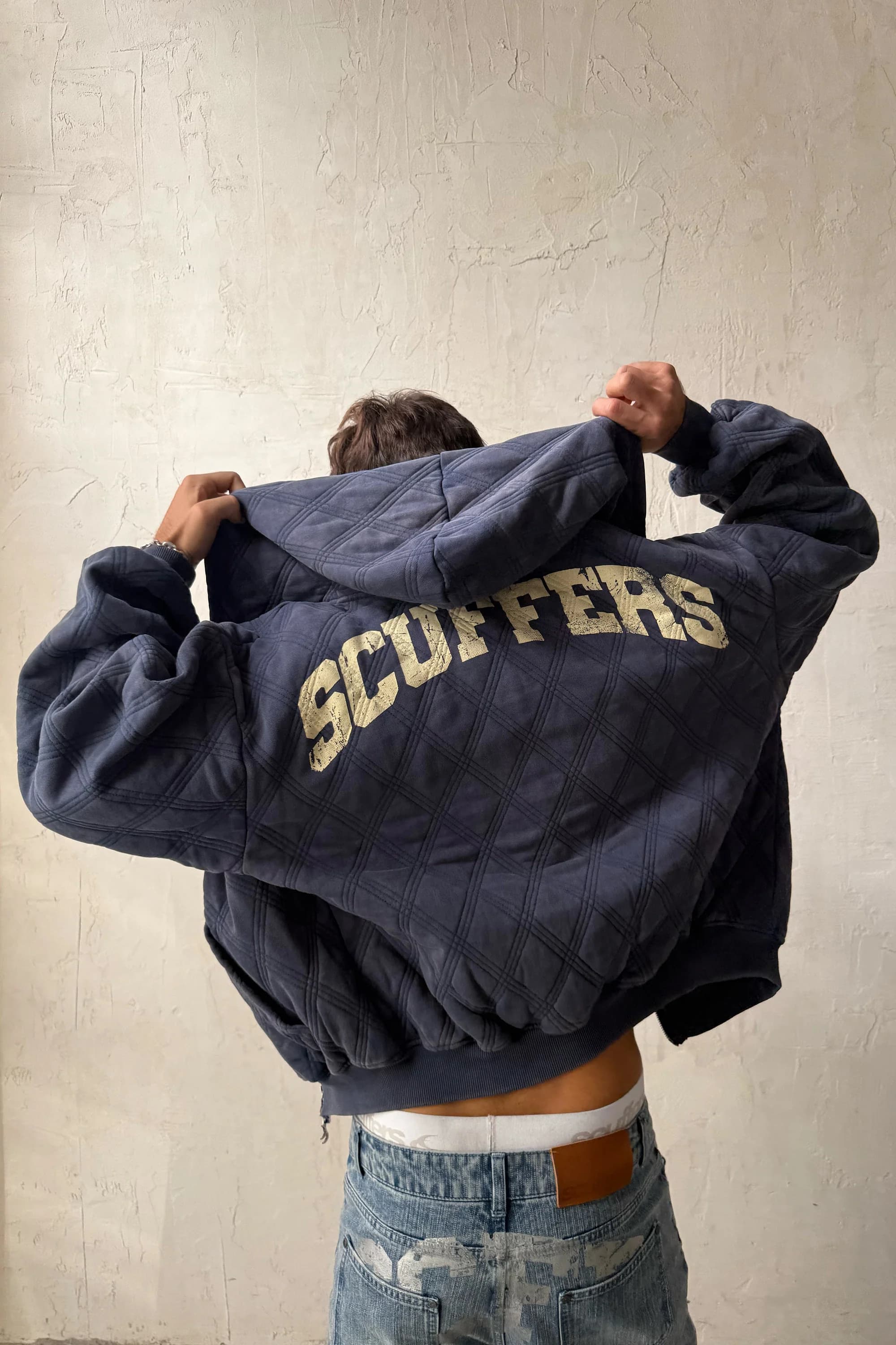Weeb Blue Zipper 5