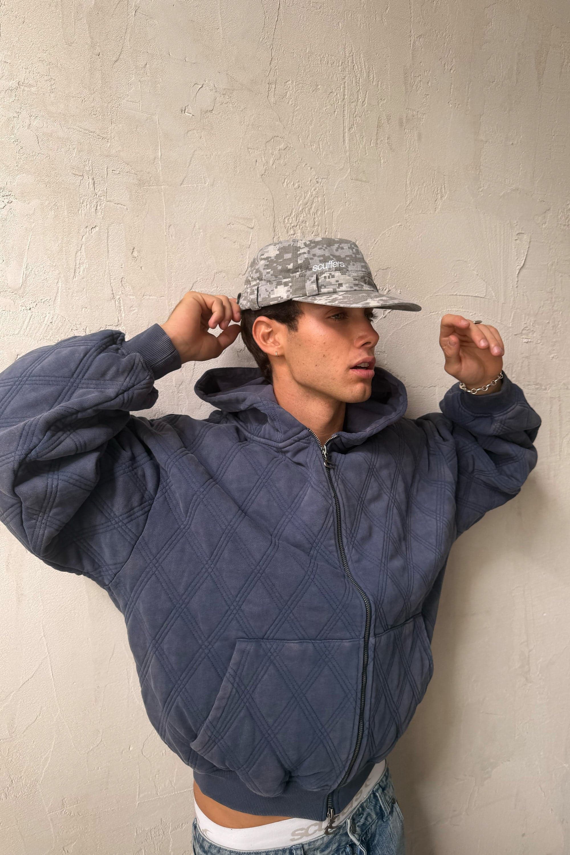 Weeb Blue Zipper 6