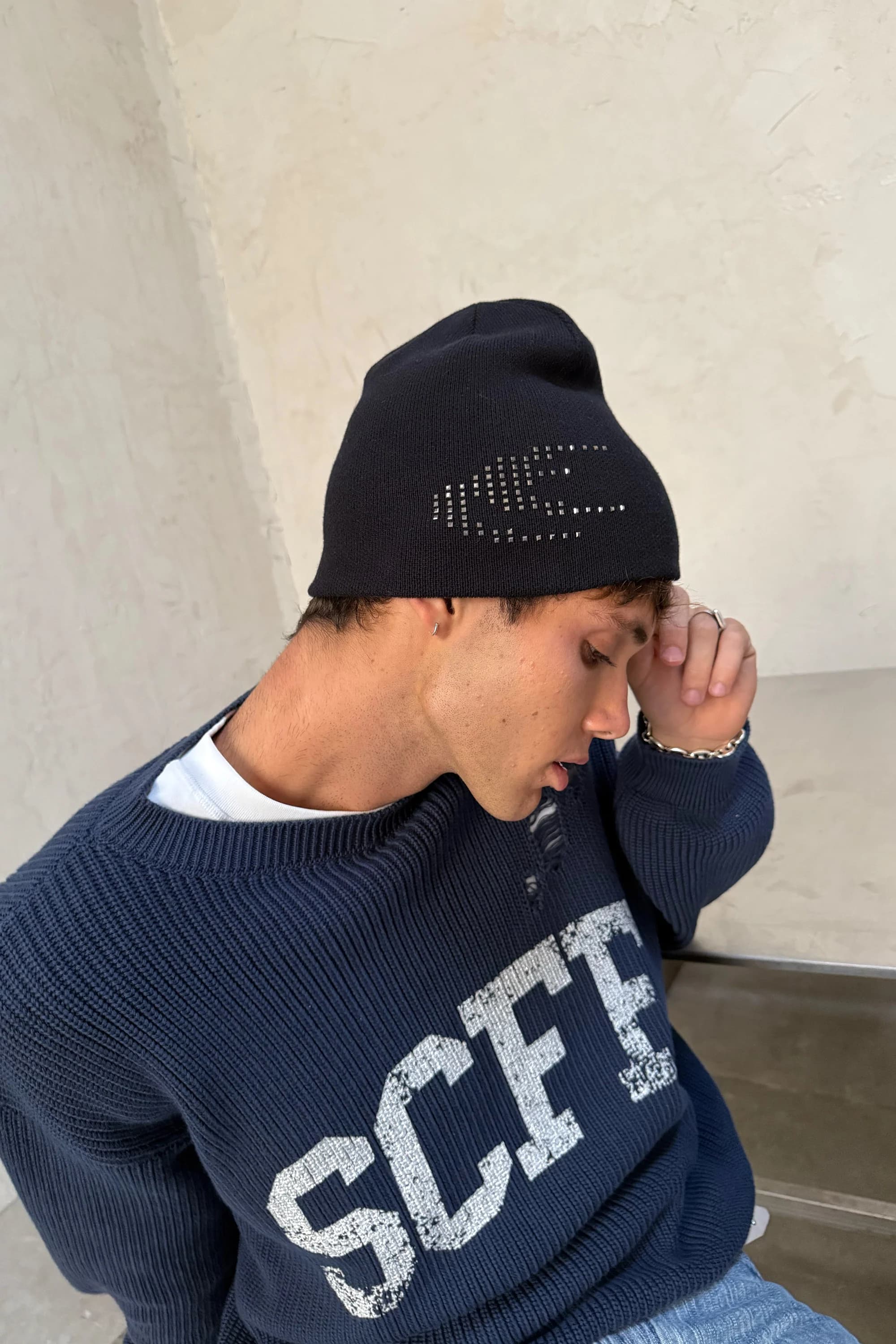 Metal Navy Knit 4