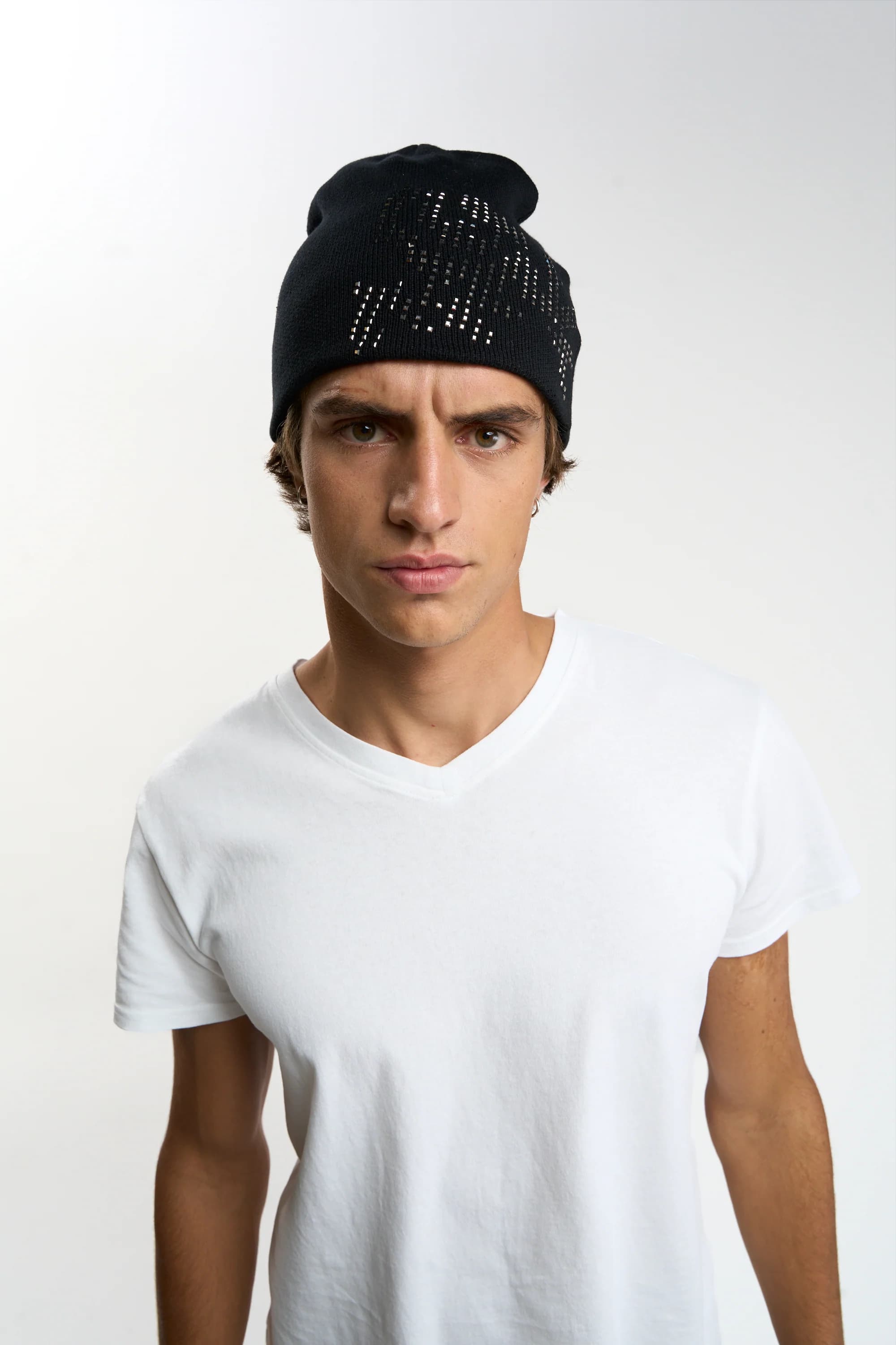 Rose Dark Beanie 2