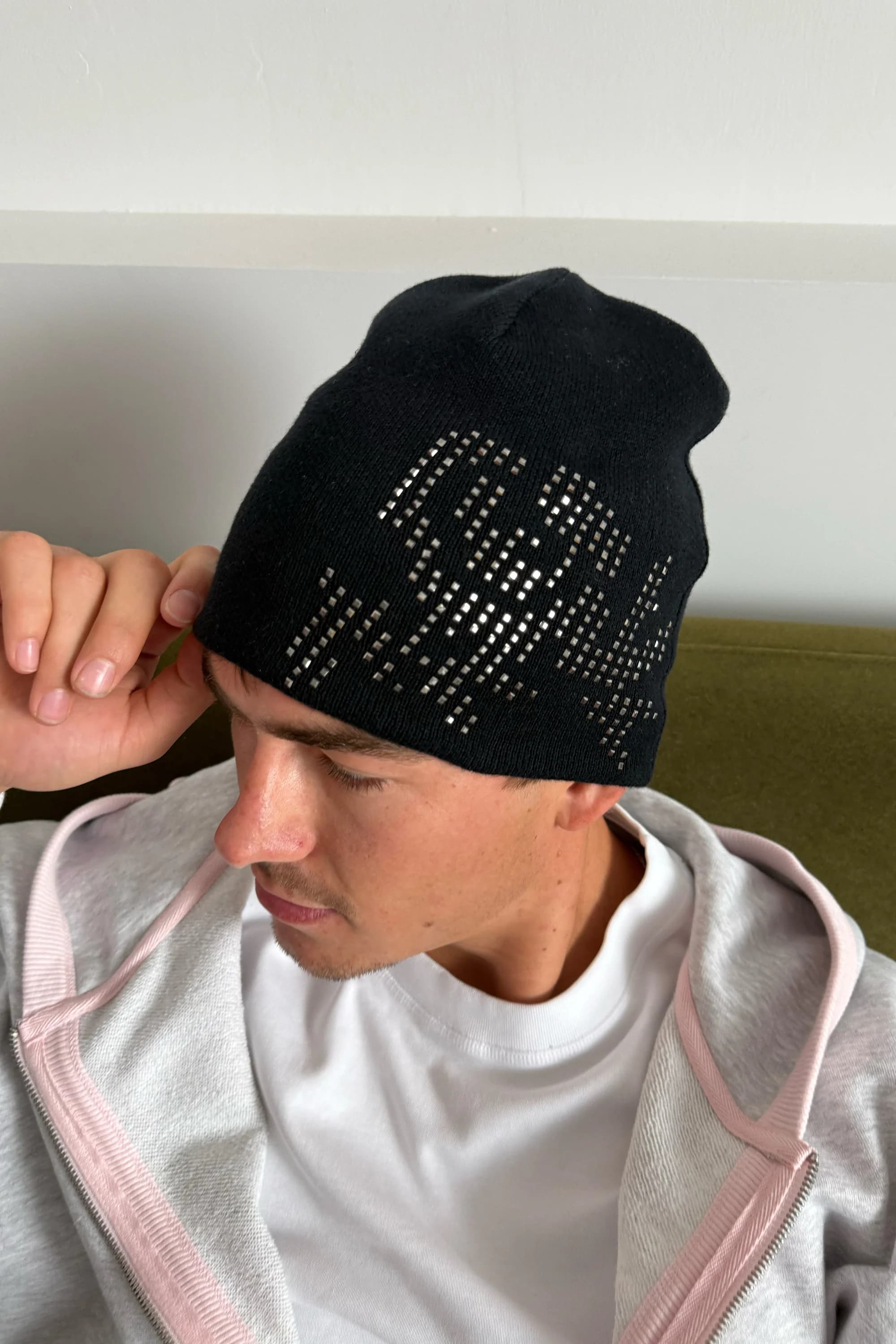 Rose Dark Beanie 7
