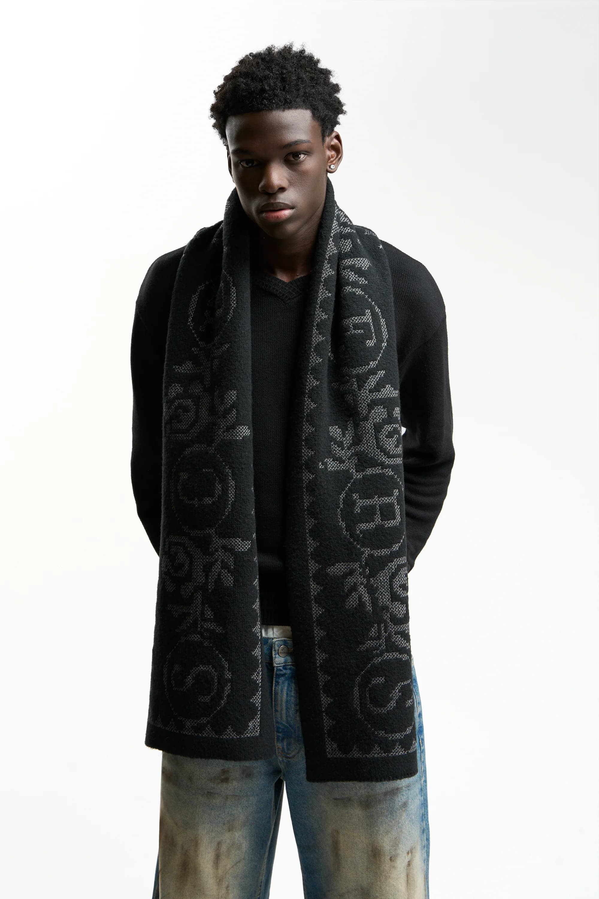 Lace Dark Scarf by Scuffers