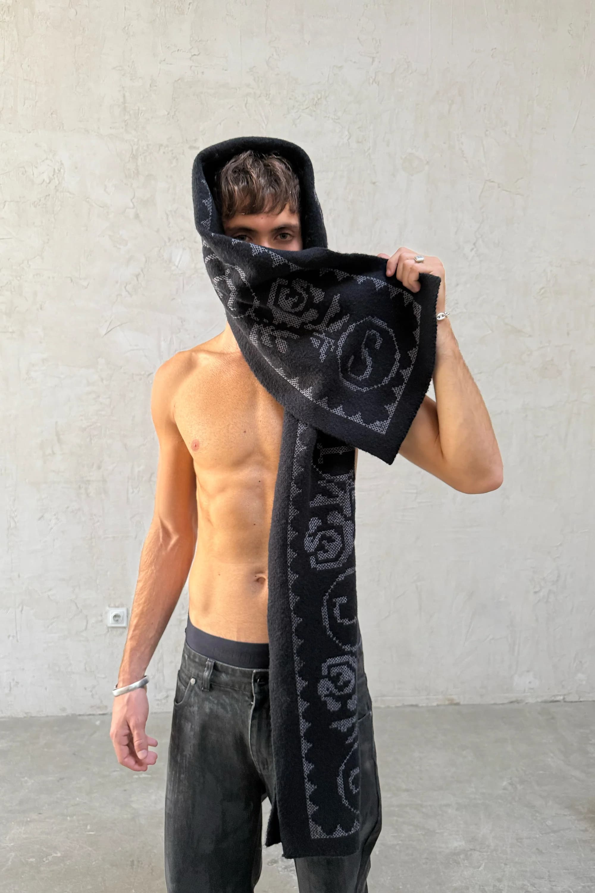 Lace Dark Scarf by Scuffers