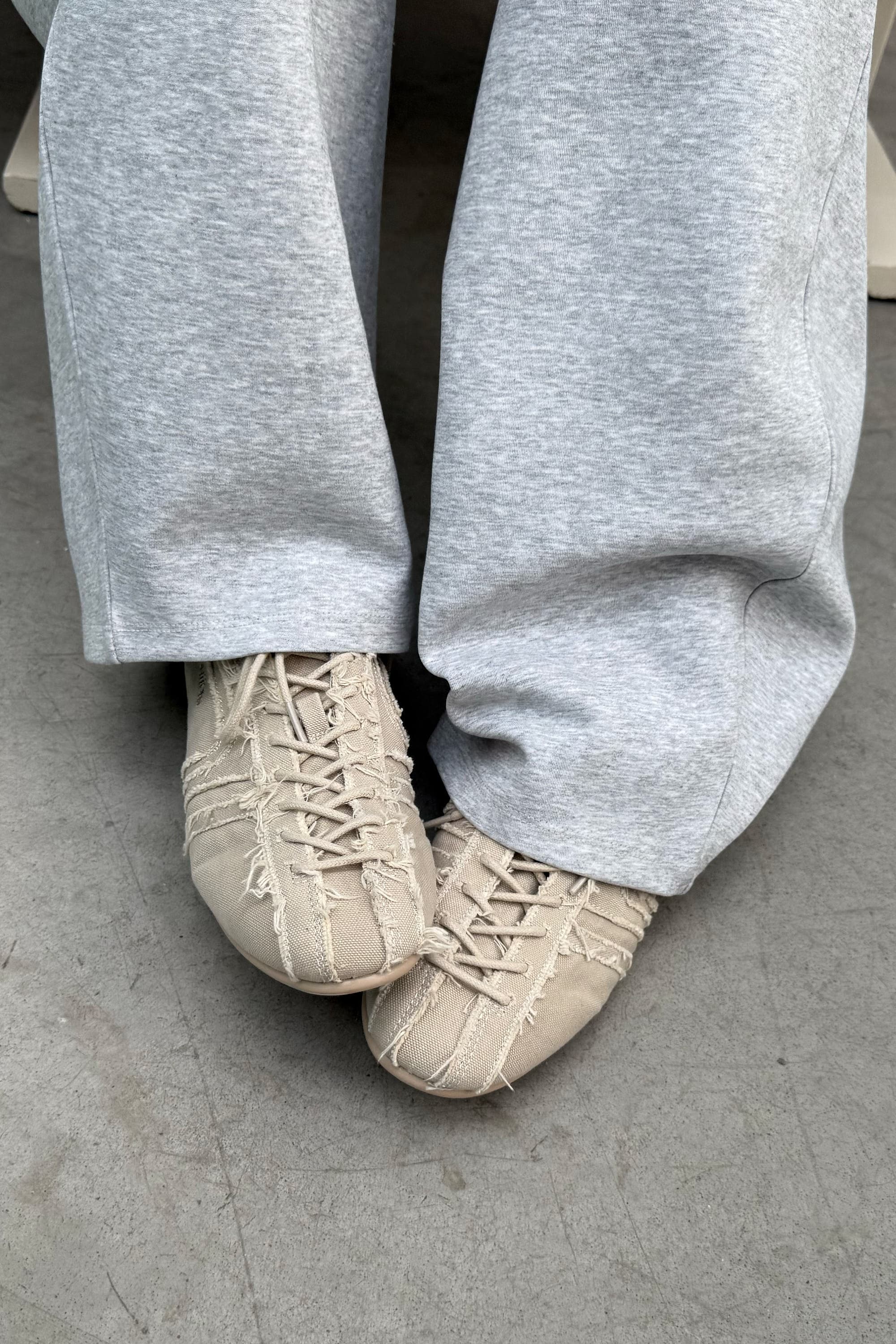 Iconic Raw Ecru Sneaker 9