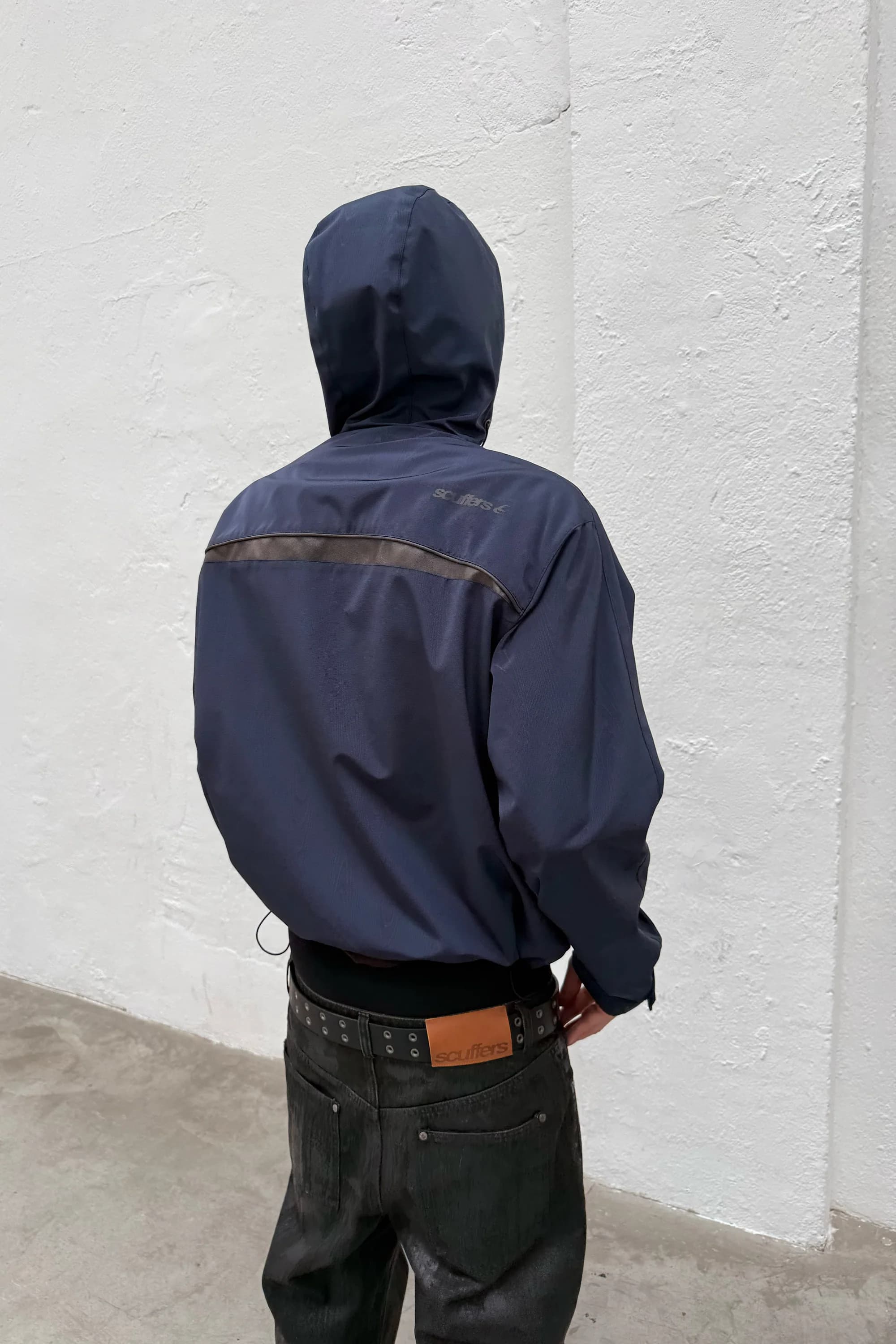 Woody Navy Essential Windbreaker 7