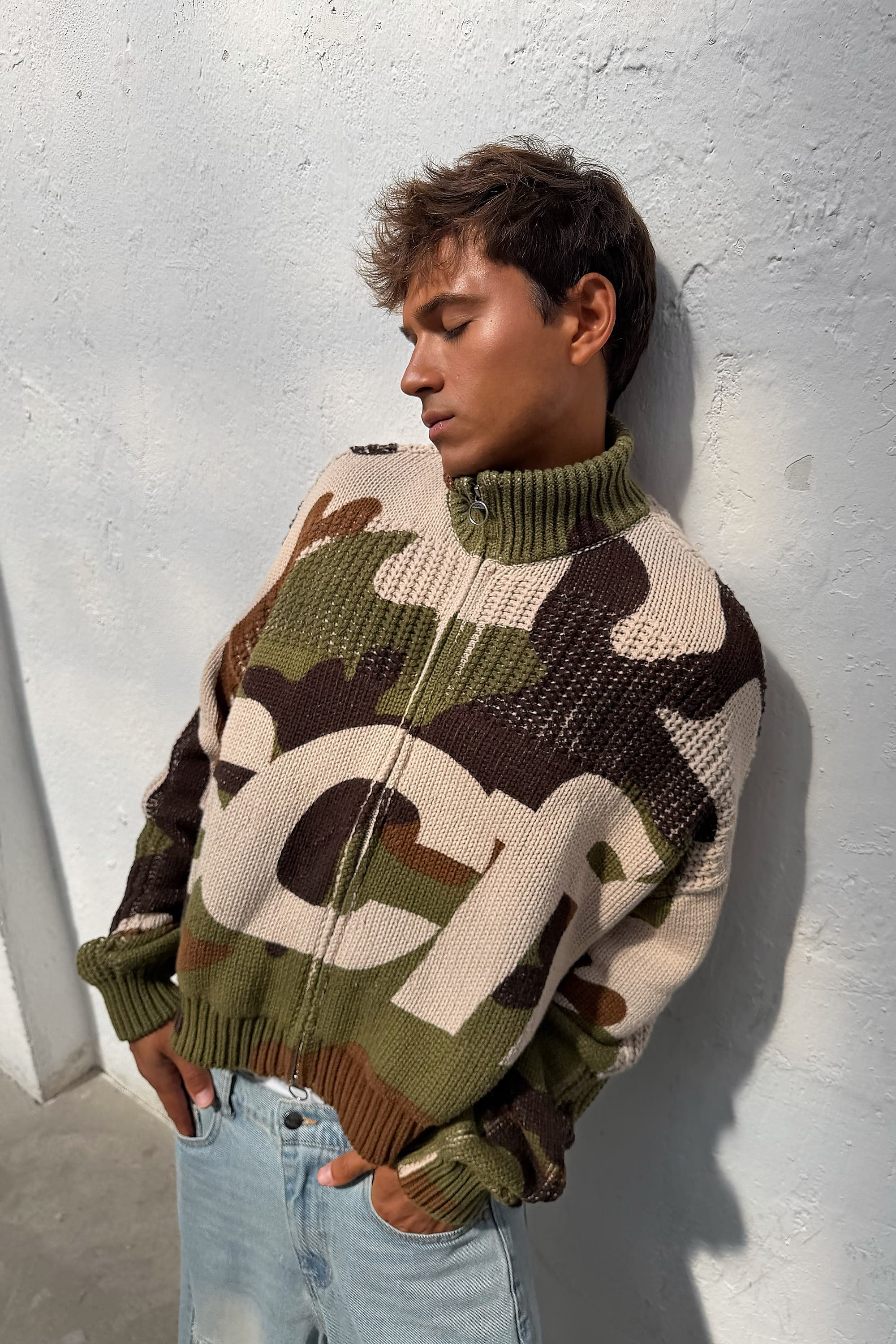 SCFF Camo Knit Zipper 5