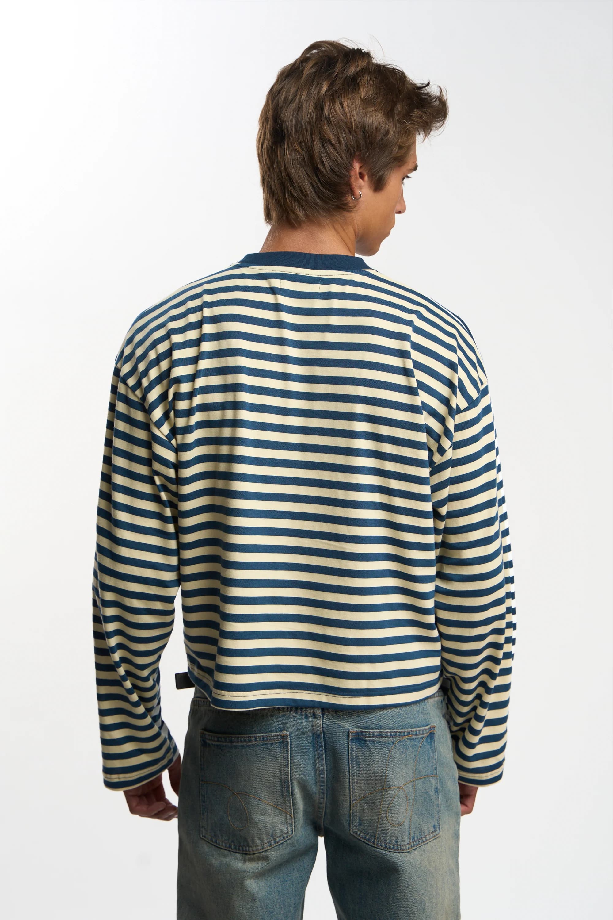 Carpet Navy Longsleeve 3