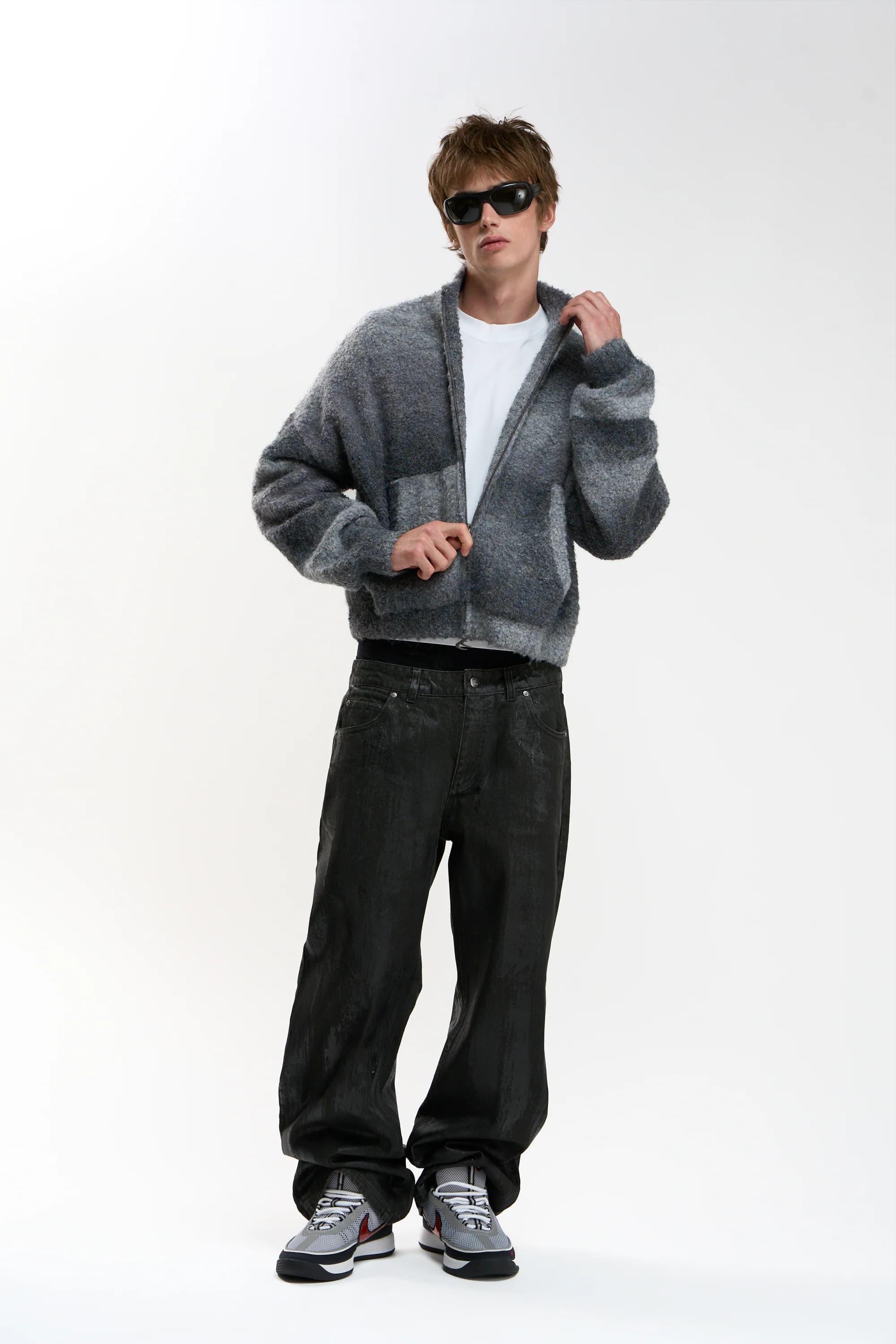Delorette Grey Knit Zipper 4