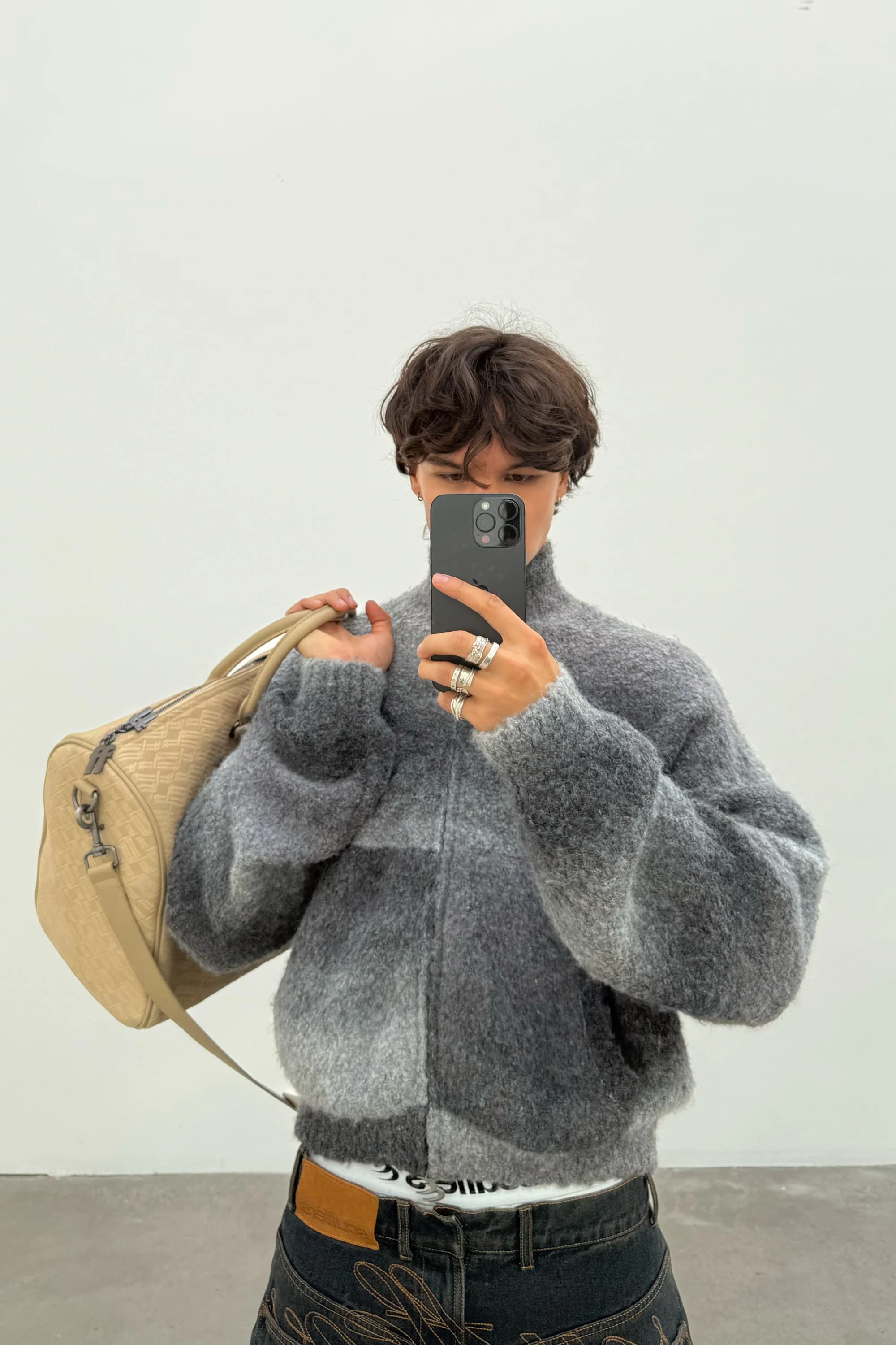 Delorette Grey Knit Zipper 6