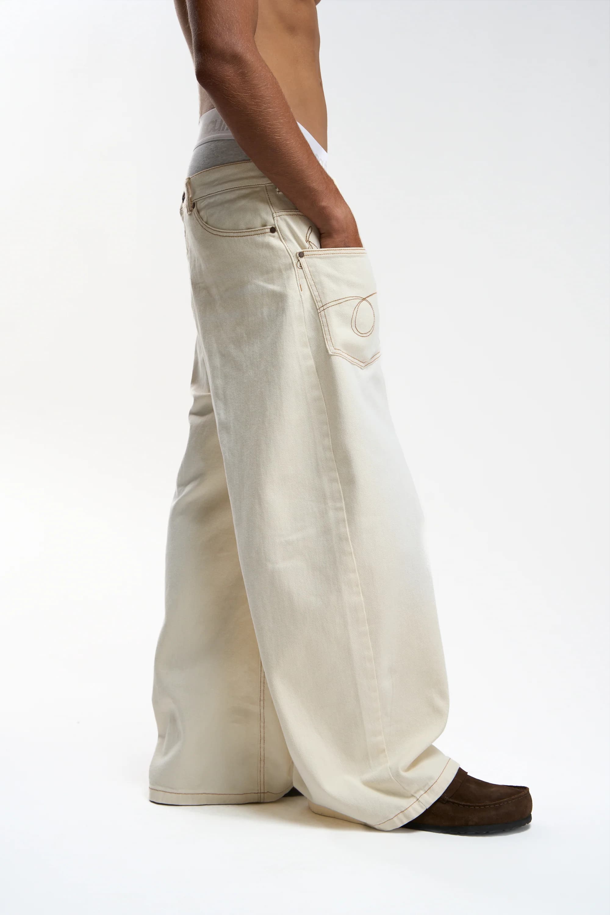 Check Ecru Pants 4