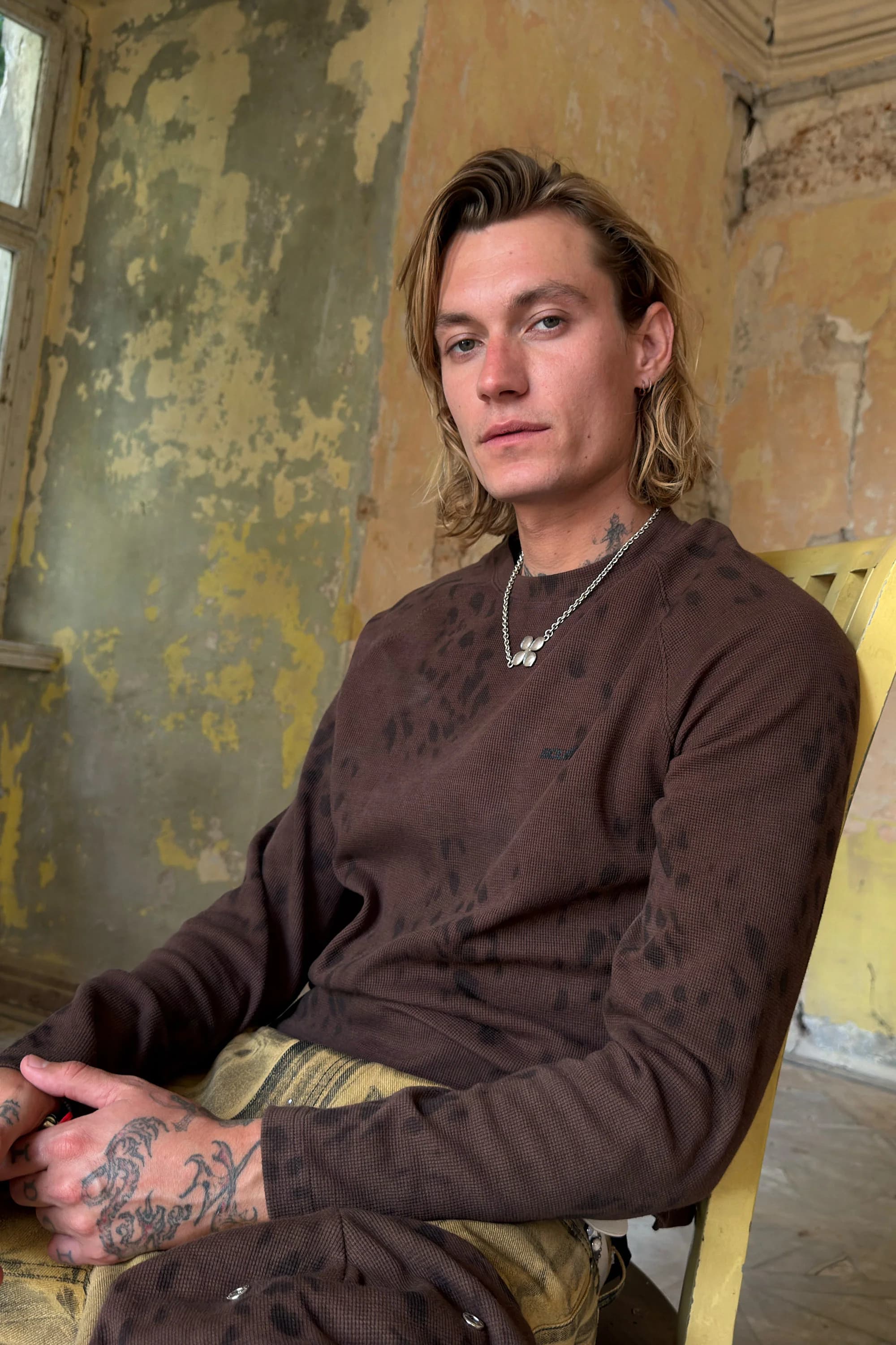Palermo Brown Longsleeve 4