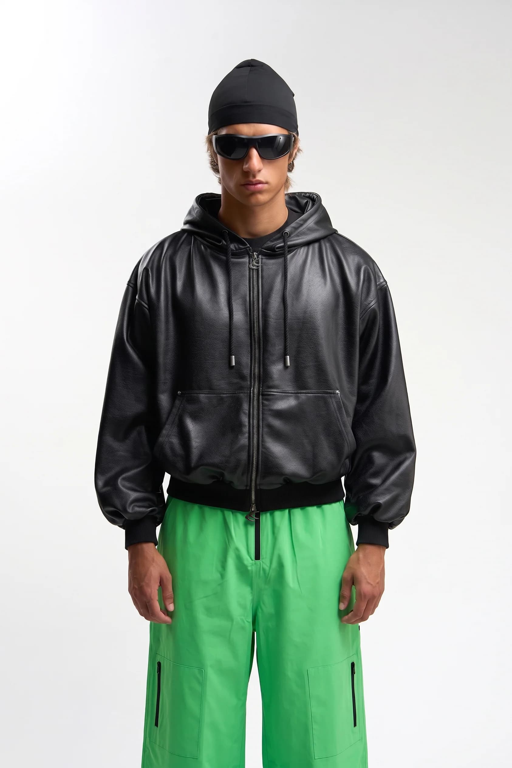 Cuir Black Zipper by Scuffers