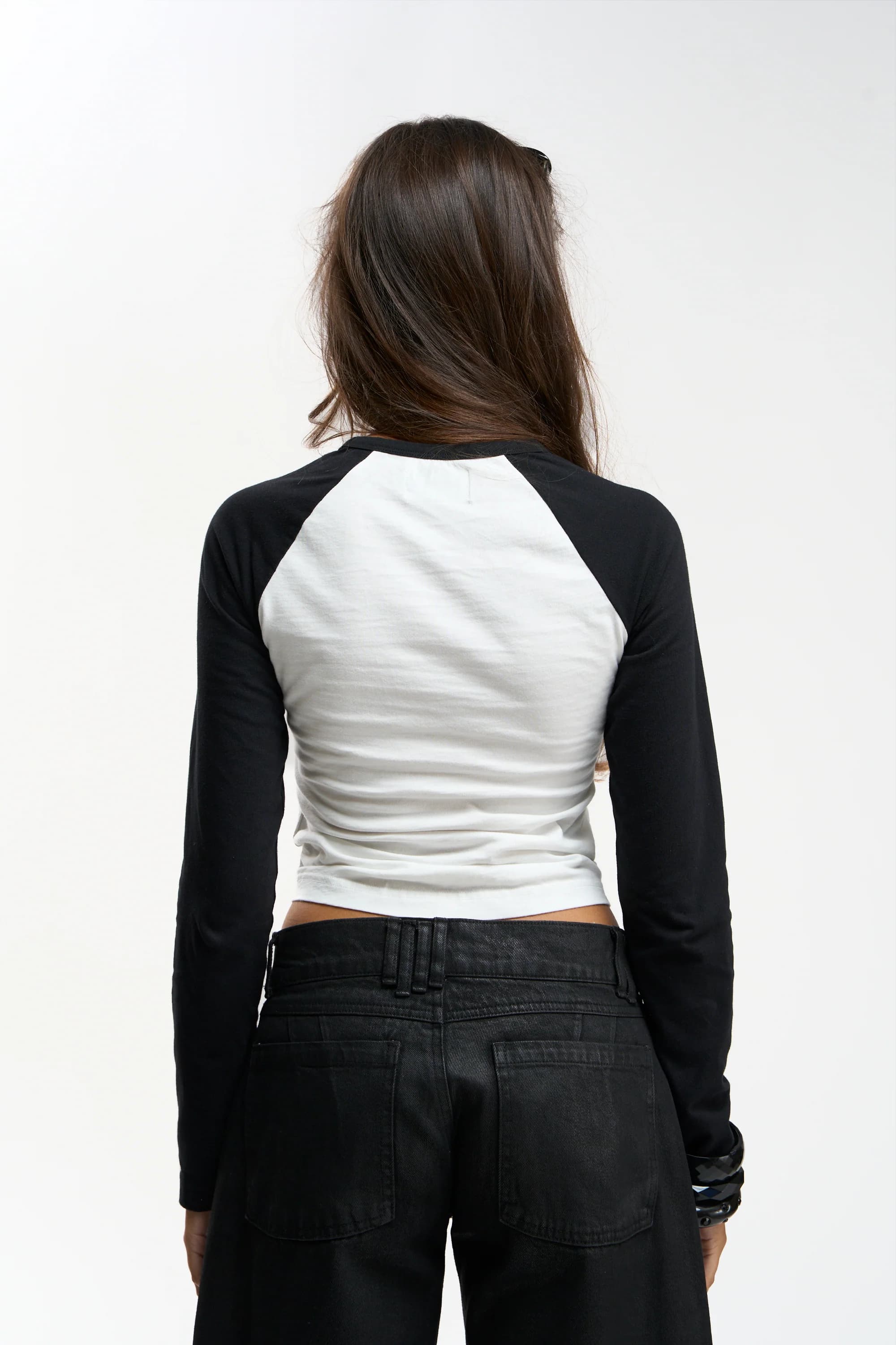 Lili Black Longsleeve 3