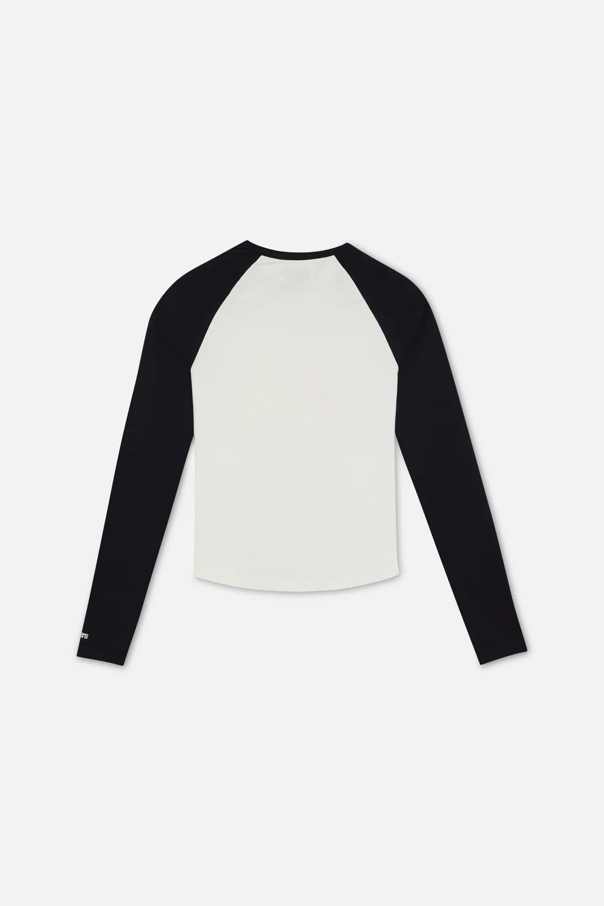 Lili Black Longsleeve 8