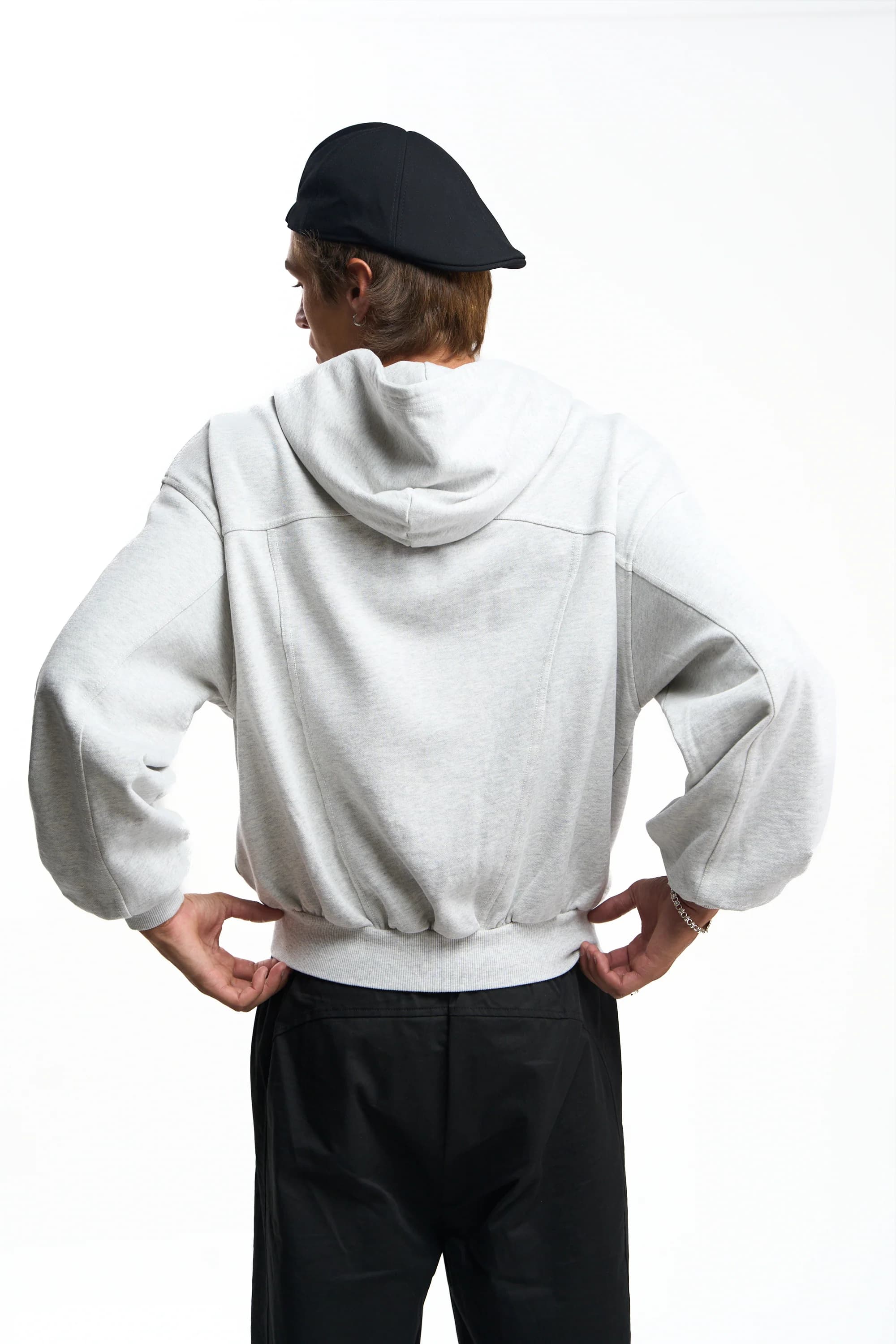 Mourice Light Grey Zipper 3