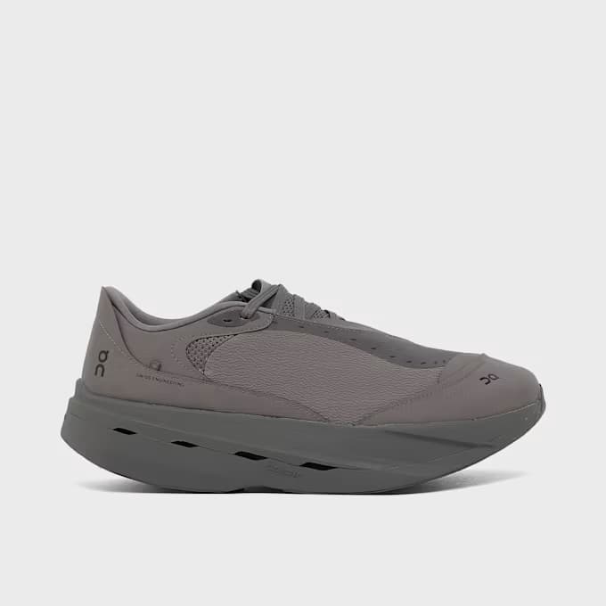 x PAF Wmns Cloudboom Next 10