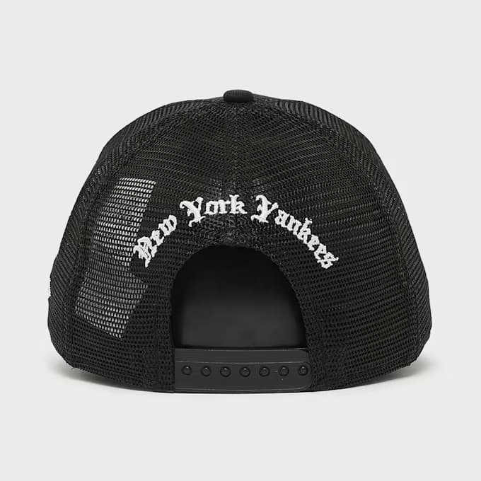 MLB Script New York Yankees 9FORTY A-Frame Trucker Cap 7