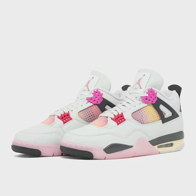 Air Jordan 4 Retro "Comic" 9