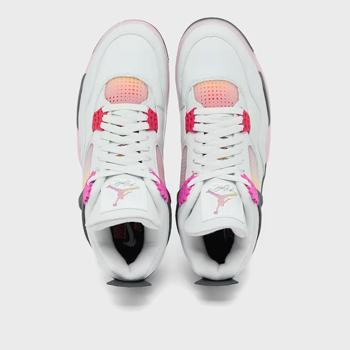 Air Jordan 4 Retro "Comic" 12