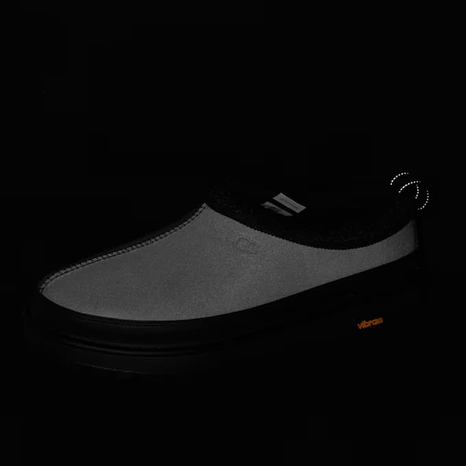 Tasman Reflective 17